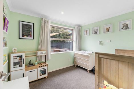 Photo of property in 18 Thurso Place, New Brighton, Christchurch, 8083