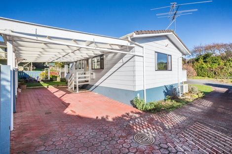 Photo of property in 13a Arawhata Street, Ranui, Porirua, 5024