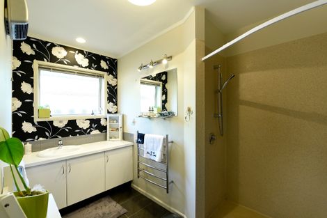 Photo of property in 28 Coleridge Place, Stoke, Nelson, 7011