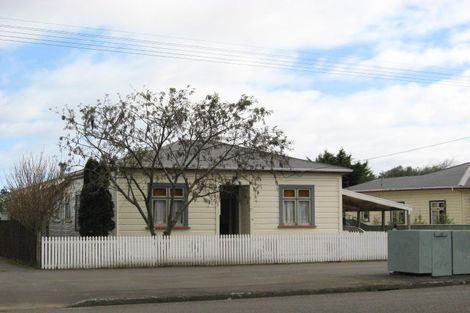 Photo of property in 177 Cambridge Street, Levin, 5510