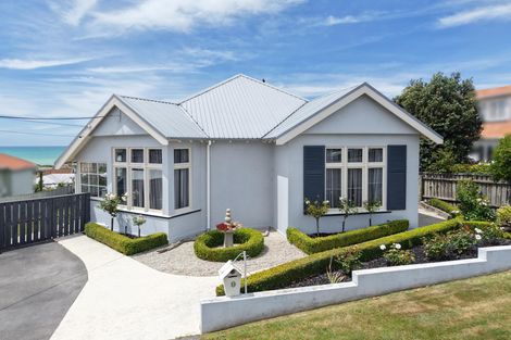 Photo of property in 9 Ure Street, South Hill, Oamaru, 9400