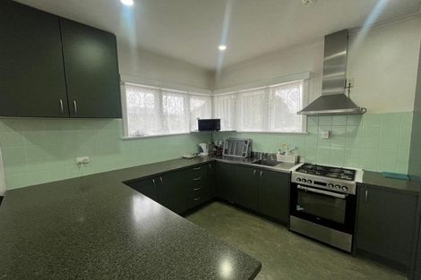 Photo of property in 2/91 Lynwood Road, New Lynn, Auckland, 0600