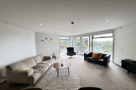 Photo of property in Piermont Apartments, 2b/82 Cable Street, Te Aro, Wellington, 6011