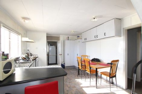 Photo of property in 1 Pilrig Place, Tokoroa, 3420