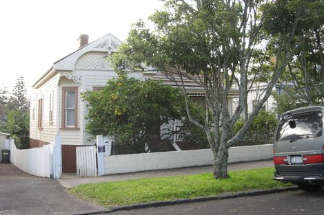 Photo of property in 11 Burnley Terrace, Mount Eden, Auckland, 1024