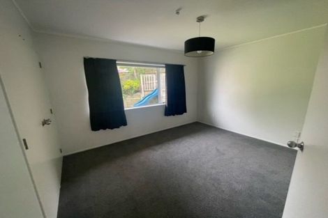 Photo of property in 2/11 Parramatta Place, Botany Downs, Auckland, 2010