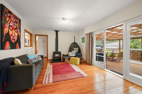 Photo of property in 44 Oranga Street, Marfell, New Plymouth, 4310