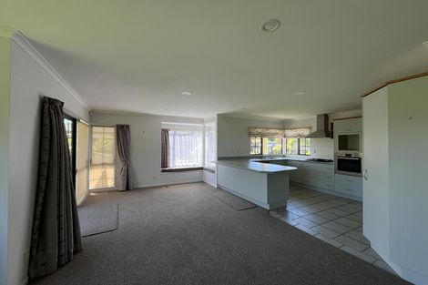 Photo of property in 14 Reynolds Drive, Glenview, Hamilton, 3206