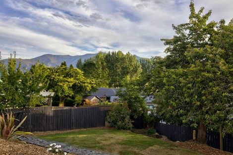 Photo of property in 71 Cotter Avenue, Arrowtown, 9302