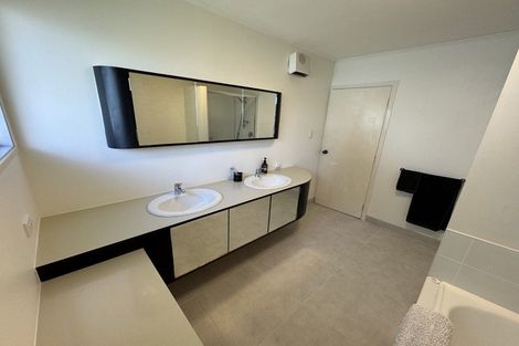 Photo of property in 7 Sykes Avenue, Hatfields Beach, Orewa, 0931