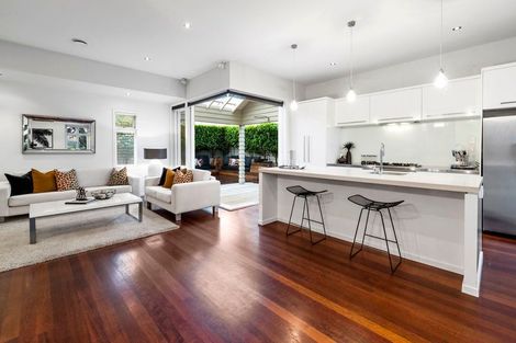 Photo of property in 1/7 Fentham Road, Hauraki, Auckland, 0622
