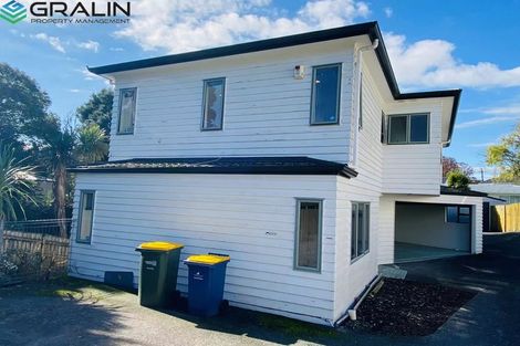 Photo of property in 15 Nikau Street, New Lynn, Auckland, 0600