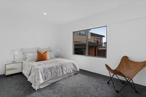 Photo of property in 51 Marriott Road, Pakuranga, Auckland, 2010