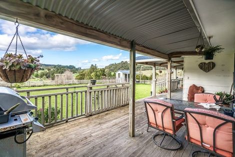 Photo of property in 690 Haruru Road, Kaukapakapa, 0873
