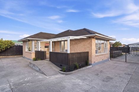 Photo of property in 51 Bickerton Street, Wainoni, Christchurch, 8061