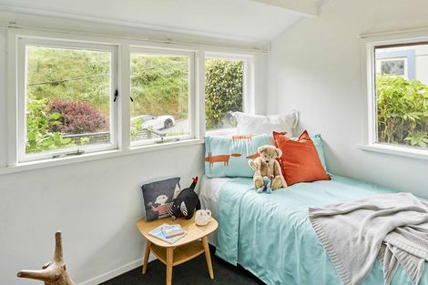 Photo of property in 24 Butt Street, Brooklyn, Wellington, 6021