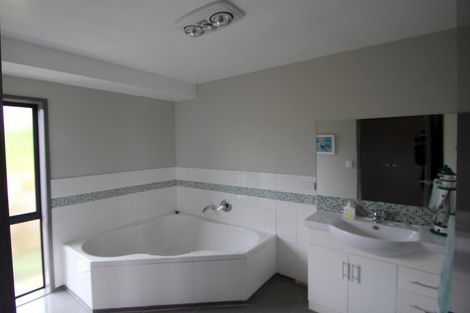 Photo of property in 401 Kaitaia Awaroa Road, Kaitaia, 0481