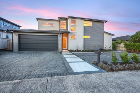 Photo of property in 96 Te Puia Drive, Aotea, Porirua, 5024