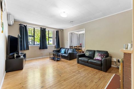 Photo of property in 12 Ussher Place, Pakuranga Heights, Auckland, 2010