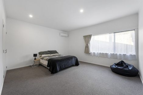 Photo of property in 316 Lake Terrace, Two Mile Bay, Taupo, 3330