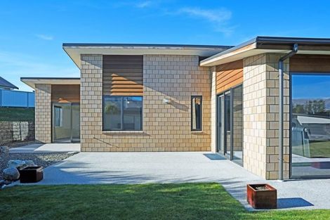 Photo of property in 16 Chandler Crescent, Clyde, 9330