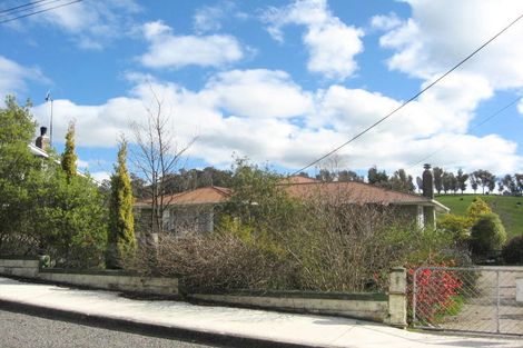 Photo of property in 10 Watts Street, Waipawa, 4210