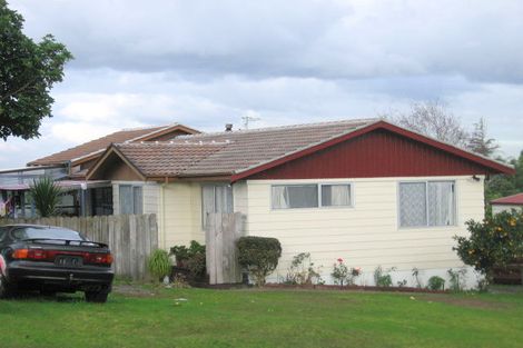 Photo of property in 12 Cushla Place, Massey, Auckland, 0614