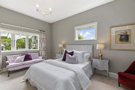 Photo of property in 15 Marsden Avenue, Karori, Wellington, 6012