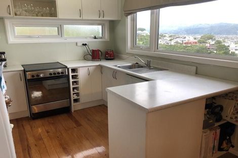 Photo of property in 94b Dowse Drive, Maungaraki, Lower Hutt, 5010