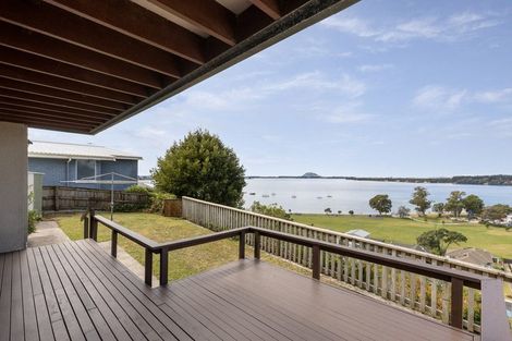 Photo of property in 87 Harbour View Road, Omokoroa, 3114