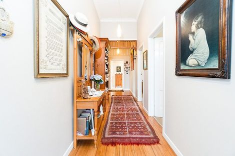 Photo of property in 19 Carey Street, Waitara, 4320