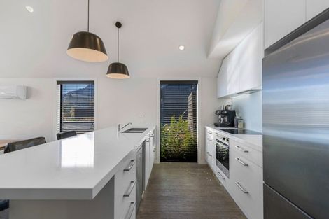 Photo of property in 8 Falconer Rise, Jacks Point, Queenstown, 9371