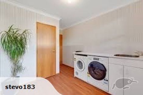 Photo of property in 20a Dalefield Drive, Cashmere, Christchurch, 8022