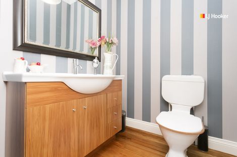 Photo of property in 69 Glenross Street, Glenross, Dunedin, 9011