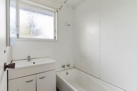 Photo of property in 123 Mahia Road, Wattle Downs, Auckland, 2103