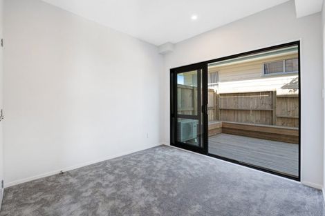 Photo of property in 11a Merida Place, Unsworth Heights, Auckland, 0632