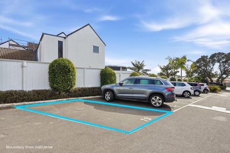 Photo of property in 19/72 Kitchener Road, Milford, Auckland, 0620