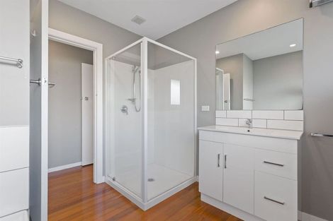 Photo of property in 130 Grimseys Road, Redwood, Christchurch, 8051