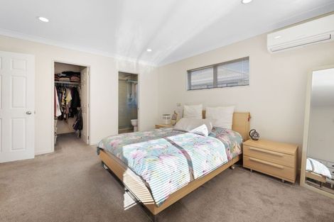 Photo of property in 1/15 Penruddocke Road, Half Moon Bay, Auckland, 2012