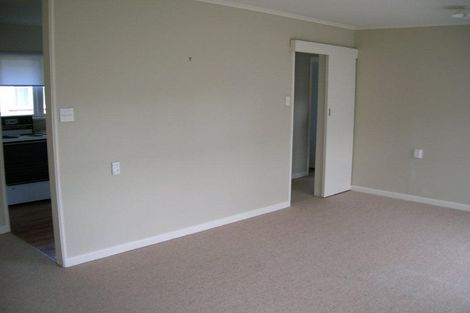 Photo of property in 1/39 Tawhiri Road, One Tree Hill, Auckland, 1061