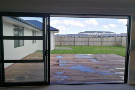 Photo of property in 28 Four Peaks Drive, Wigram, Christchurch, 8025