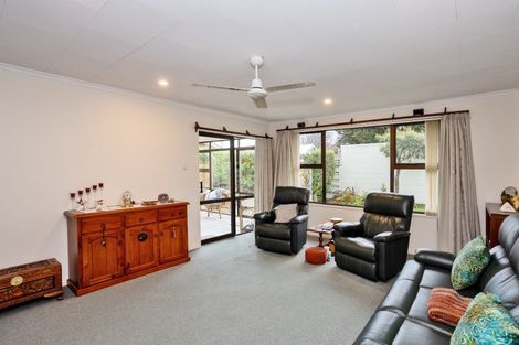Photo of property in 9 Vogel Court, Waikiwi, Invercargill, 9810