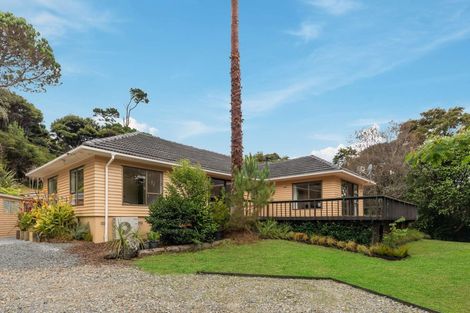 Photo of property in 13 Yelash Road, Massey, Auckland, 0614