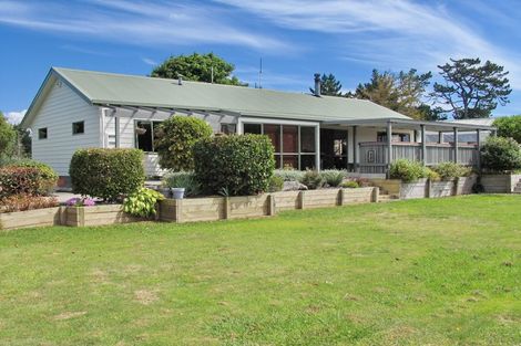 Photo of property in 116 Clifford Road, Eltham, 4322