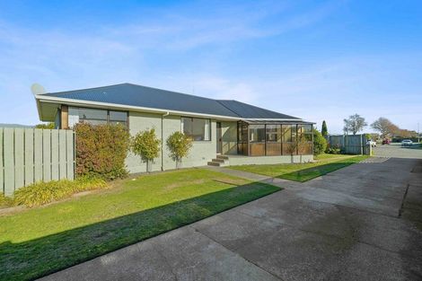 Photo of property in 11 Whelan Place, Hei Hei, Christchurch, 8042
