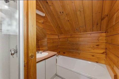 Photo of property in 27 Hauraki Street, Karori, Wellington, 6012