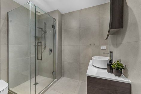 Photo of property in 5/35 Marine Parade, Hobsonville, Auckland, 0616