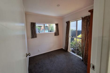 Photo of property in 24a Penning Road, Castor Bay, Auckland, 0620