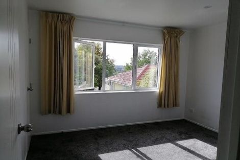 Photo of property in 9 Humphrey Kemp Avenue, Henderson, Auckland, 0612