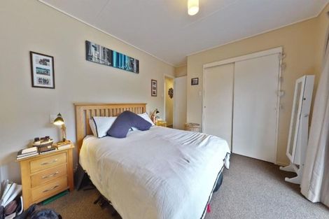 Photo of property in 117 Houghton Bay Road, Houghton Bay, Wellington, 6023